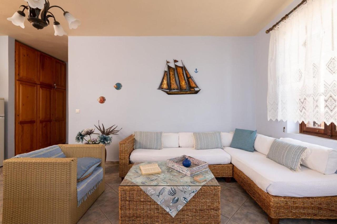 Villa Leleka Chalki Town Exteriér fotografie